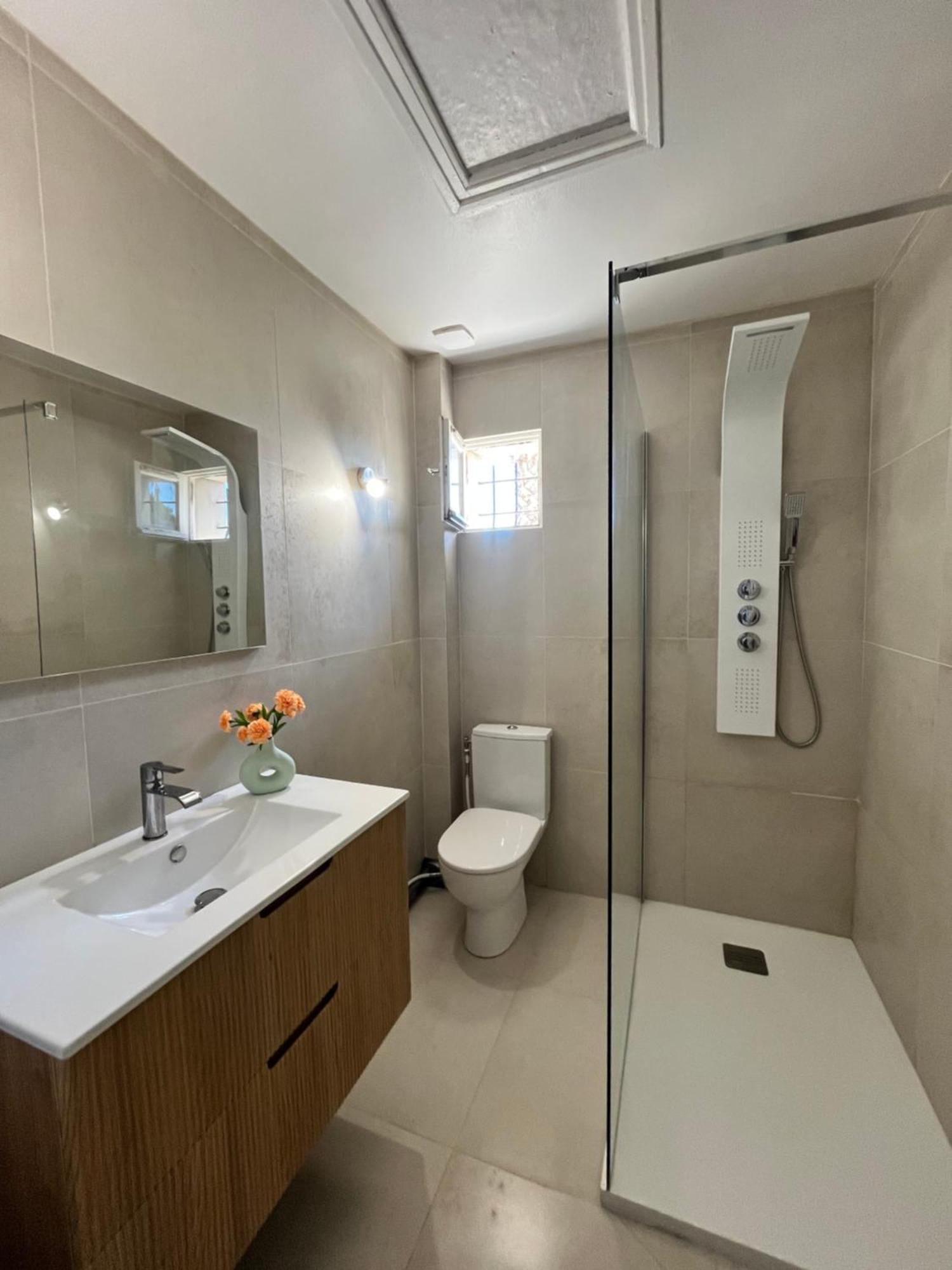 Piscine Cosy, 3 Chambres, 3 Sdb, Havre De Paix A 10 Min Des Plages Mauguio Esterno foto